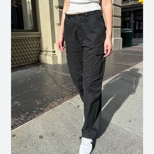 BRANDY MELVILLE WOMENS BLACK CARGO PANTS ONE SIZE